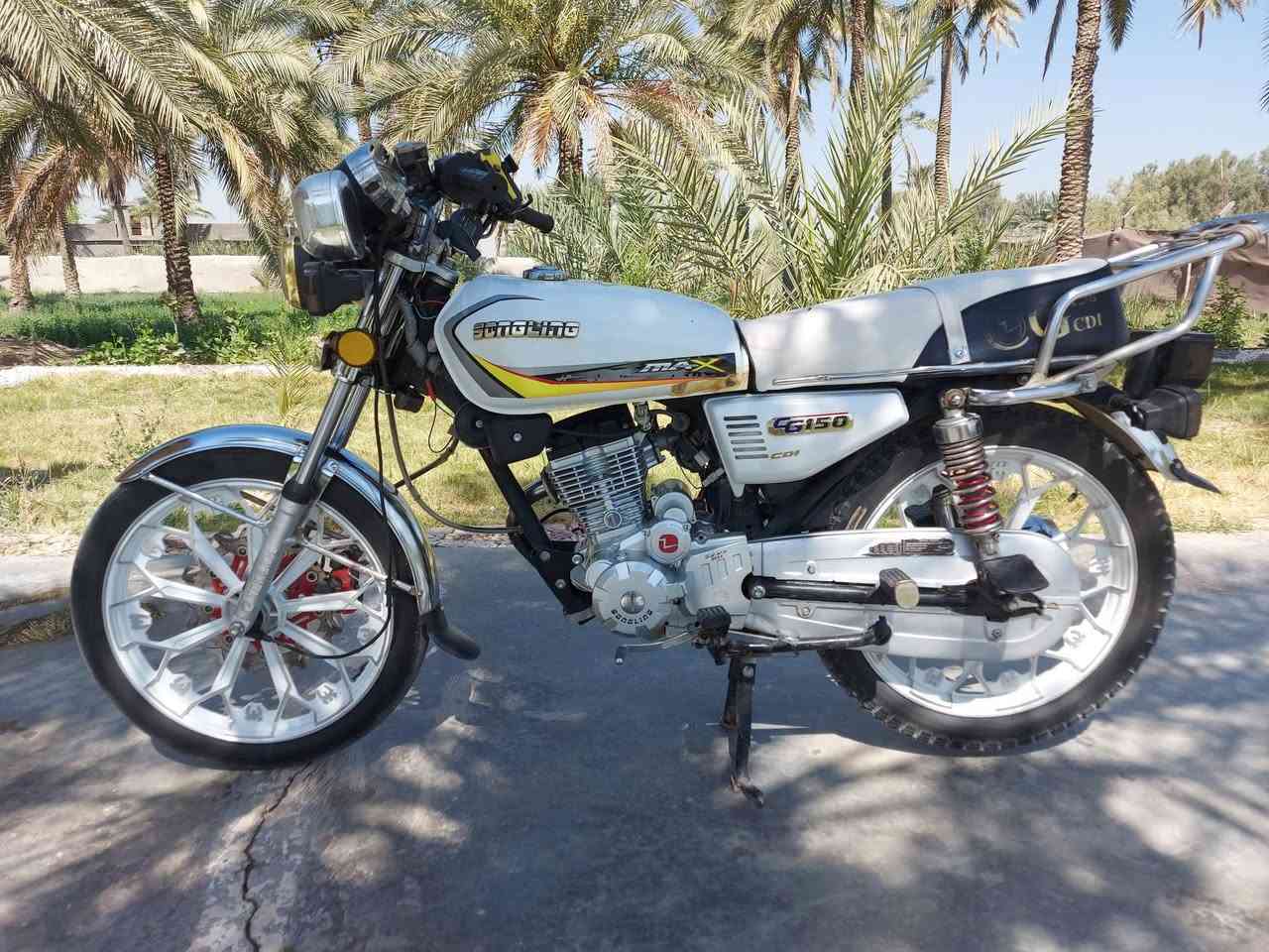 سلام عليكم سفانه للبيع موديل 2024 مامفتوحه كفاله سعره 580 بيه مجال رقم تلفون *********** 
بابل / جبله
