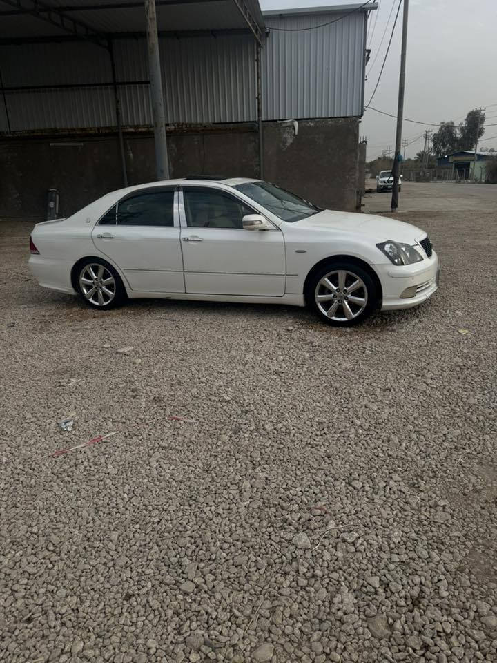 أسلام عليكم شاهينه 2004 
قرار 48 3 دكم 
بسمي 
جديده او ما عايزهً كلشي
فتحه 
تبريد 
‏تدفئة
حداديه 100/100
مكانه نجف
سعر136 بيه مجال
‏الاستفسار ￼ ***********￼
