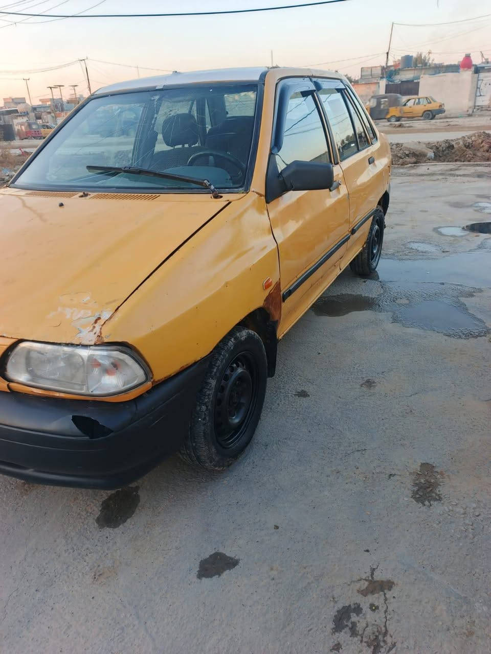 للبيع سابيه موديل١٢ مكينه وكير خير من الله مكفولات صدر خلفي أمامي جديد كهربايات كلها شغاله سياره جاهزه اي نقص مابيها ماواصل راعيها اتعهد سرقه وعشائر سنويه ضايعه بيها واجهيه مستمسكات شرعيها موجود السعر ١٤وبيها مجال العنوان بغداد الستفسار على رقم ***********
