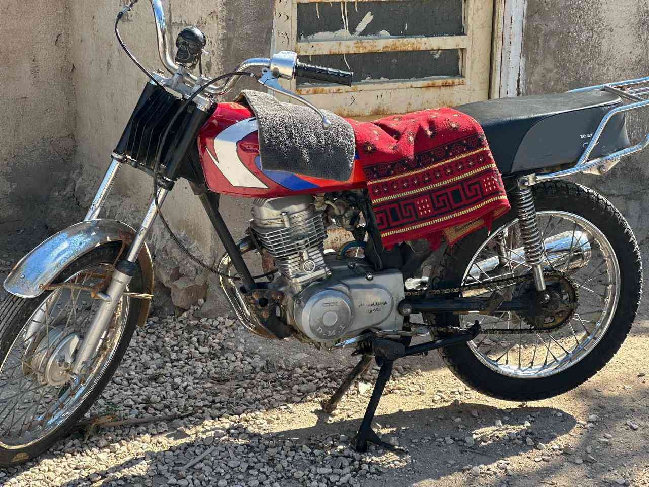 سلام عليكم دراجه البيع ارشه موديل 2021 اوراق اصولي  السعر 300 وبيه مجال قليل مكاني كربلاء السياحي

***********
