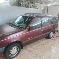 سياره كاديت البيع  بدون صبغ كربون بنزين رقم اجنبي بسمي  دوشمه جديده وي...