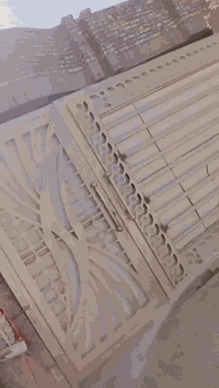 النزال 22الواجهه 8  متر  مساحه 200غرفتين نوم كامل من عده الارضيه والواجهيه سعره 90 وبي مجال و عمله مع صاحب الارض 
موقع دوره هورجب بازين خانه محطت اضواء
***********اثير
***********كورك
