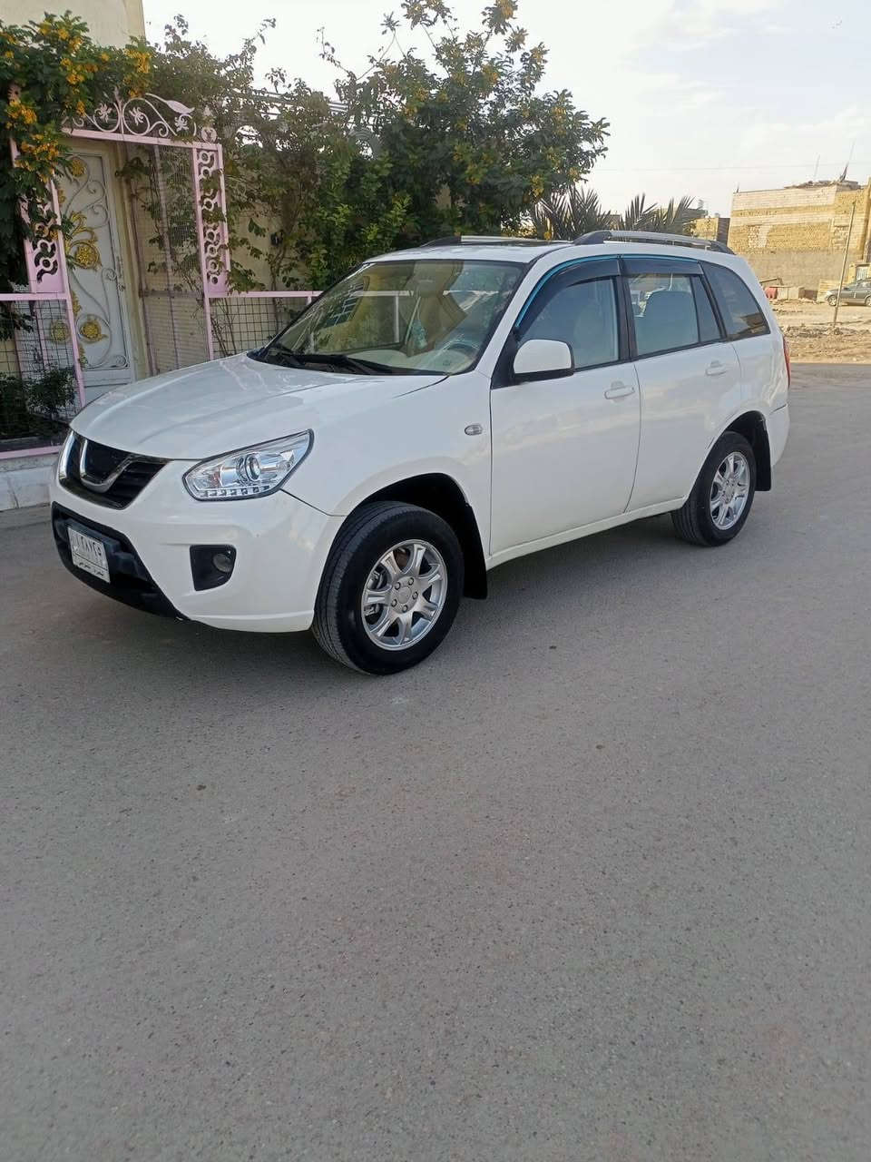 سلام عليكم تيكو موديل 2013 محرك كورله نحله 1800 كيرمحرك جدد خيرمن الله حداده توني مسويه سياره جهازه مال جناي كهربائيات جاهزه رقم بصره سنويه مجدده 28 تحويل مباشر مصبوغه جماليه بدون ضربه مكان السياره ناصرية مركز السعر 46 وبيه مجال حق الجيه  السياره اوتوماتيك ***********
