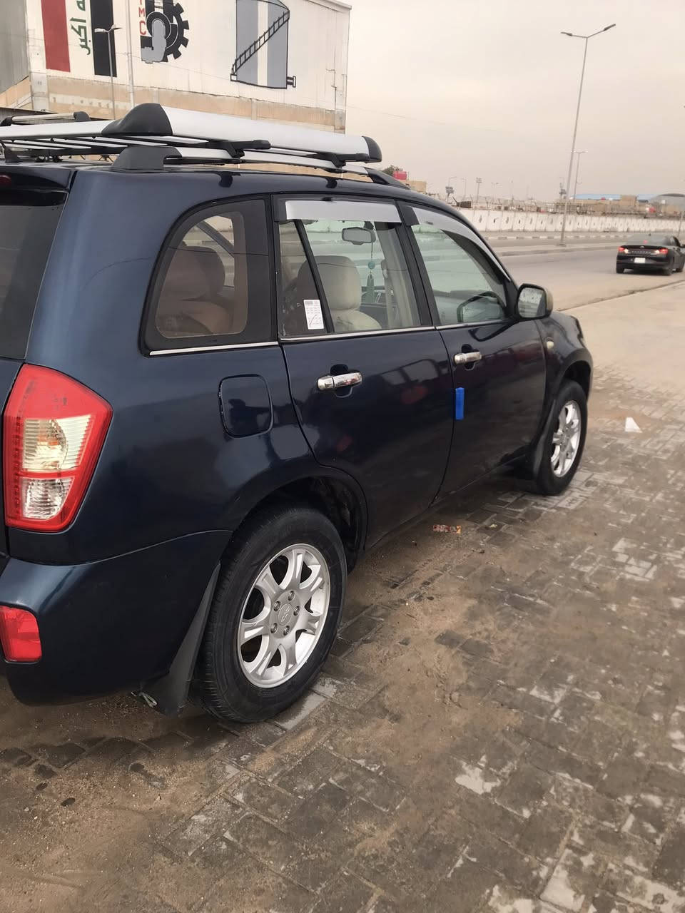 تيكو 13 رقم بصرة دولي سنويه لل29
سيارة نضيفه مال بيت كامله ماتوكفك 
كير ومكينة كفاله تبريد تدفئة
السيارة مصبوغه حزام بسبب الخياس
السعر55 وبيها مجال قليل 
مكانها بصرة
*********** شرط التحويل
