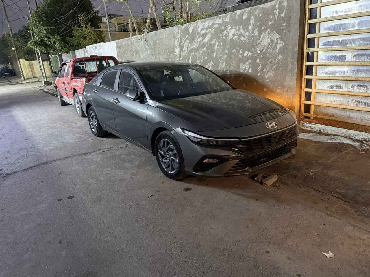 سلام عليكم
افانتي وارد كوري هايبرد  موديل ٢٤ ماشيه ٣٦ الف كيلو 

رقم بغداد مميز 

مواصفات السياره 

بصمه تشغيل 

كامره 

ساشه مار بلي 

كشنات جلد 

سايد بريك بصمه 

حادت السياره بنيد مبدل وجاملاغات مبدل موجود البلادي ماله ما صلحته بدلته وبيه نضوح بل كير  

مماني بغداد مشتل    السعر ١٤٥ قفل 

***********
