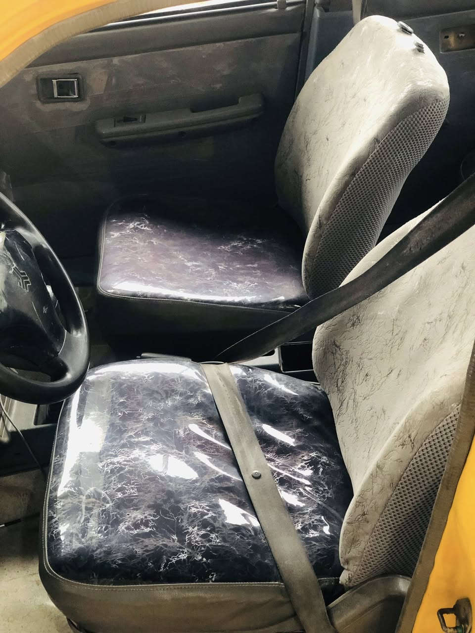 سلام عليكم سايبه للبيع موديل 11  كير ومكينه مكفولات سياره خير من الله كلج ذكي دوشمه جديد صدر امامي خلفي جديد مكاني بغداد اليوسفيه بيها وكله ابسمي راعيها جيراني وابن عمي رقم الهاتف *********** سعر 30 وبيها مجال
