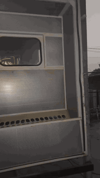 سلام عليكم مولد بيركنز جبيلي حجم ٢٥٠كيڤي ماخذه زيرو شغلته فقط ٥٠٠ ساعه للبيع مكانه بغداد لشراي يتصل *********** إذا بالك تكسر بحلال العالم لتخابر افضل لاسعار معروفه
