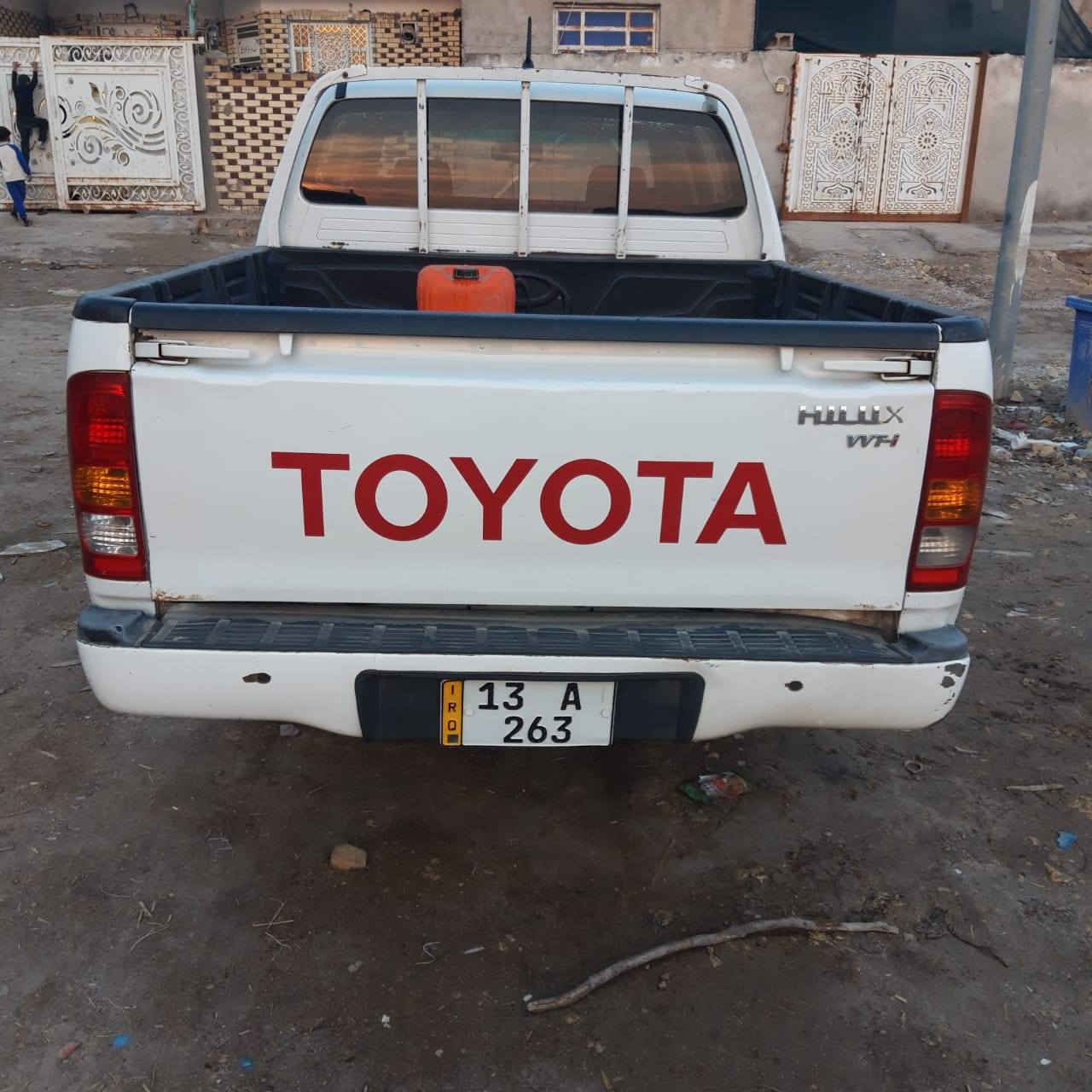 سلام عليكم فلاونزه 2006  كويتي شاصي 19  كفاله محرك كير اكسن حداديه جديده تخم تاير جديد كهربائية شغاله رقم ميسان مشروع وطني رقم مميز بسمي مداور ثاني يوم مكاني الناصريه السعر 122 وبيه مجال حك الجيه الرقم *********** مكلف بنشر اتصل على رقم
