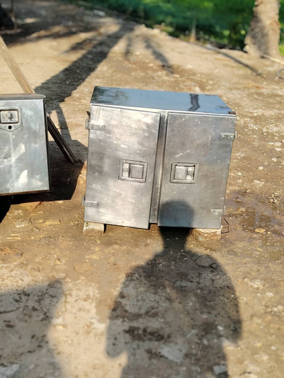 سلام عليكم البيع صناديك وسبايدرات وقاعده سبيرات ستيل المكان جبله الاتصال ***********
