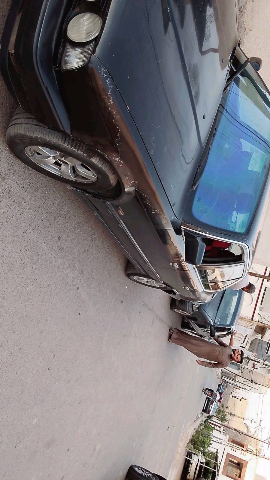 سلام عليكم بي ام 535مفتووح صدر جديد كير ومحرك انضاف سياره بس جارده قطرت معجون مابيه استثناء البنيد داخله حلوو سياره ميرادله شي سعر 39وبيه مجال العنوان الفلوجة ***********