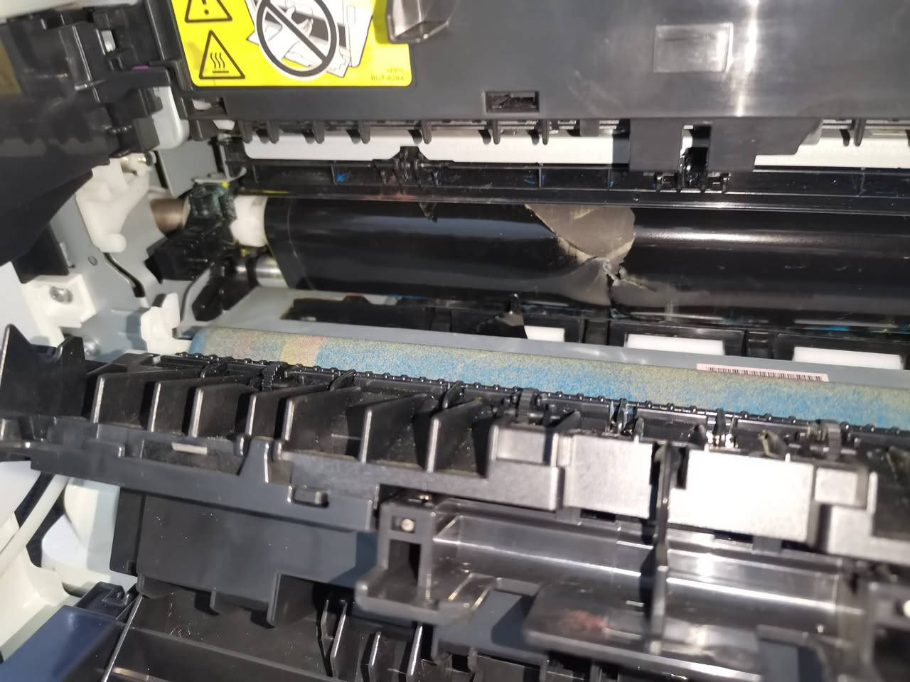 السلام عليكم
مجموعة طابعات بيهم خلل بسيط
الاولى طابعة hp 227dw (الخلل شريط ITP)
الطابعة الثانية CANON MF217W (الخلل e202 َالسبب الهنج موضح بالصور) 
اما طابعة الثالثة Hp 3600dn ملونة (الخلل. E59)
جميعهم جديدات غير مستخدمات فقط بيهم اعطال حتى الكاترجات بعدهم جديدات والاعطال موضحة بالصور 
العنوان البصرة
ابيعهم شلع 400 الف


**إذا كنت صاحب هذا الإعلان وتريد حذفه لأي سبب، رجاءا أرسل رسالة إلى الدعم الفني**