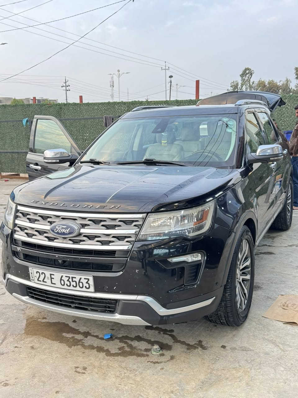 السلام عليكم  صلي على محمد و ال محمد
للبيع فورت بلاتينيوم اعلى فيا بل فورت  1 / 1 رقم اربيل بسمي و تحويل ثاني يوم سنوية تسقط سنه 2030 

‏Fort Platinum 2019 Sport 
7 راكب 
محرك 6 سلندر حجم 3.
Twin turbo 🚀
بصمة ابواب و بصمة تشغيل
قيادة ذاتية
رادار امامي 
رادار توقف ذاتي 
مرايات قلاب 
كشنات جلد تدفية  وتبريد
كشنات الخلفية كهربايي
ستيرين هيتر
تحكم ستيرين فول  
صندوق شفط وجلاق
مرايات جوانب هيتر
شاشة حجم كبير  ماركة سوني
حساسات خلفية وامامي اصل 
اشاير بالمرايا الجانبية 
لايتات امامي عدسة مع بلوجكتر دعامية
كشنات الامامية فول كهرباء مع ذاكرة لكشن السائق
كود خارجي للقفل على باب السائق
سكليتر كهربائي مع تحكم ستيرن بالجهتين
سستم صوت SONY متكامل مع 8 سماعات داخلية 
تبريد ثلاث قطع امامي وسط خلفي
منافذ AUX, مع اربعة منافذ USB  مع تقنية ربط جهاز ستلايت على السيارة مع منفذ رام ذاكرة ورام خرائط GPS مع منفذ كهرباء 110فولت 
الاضائة الداخلية 12 لون 
نظام الاوامر الصوتي اثناء القيادة 
سياره فول للاخير وجديده
السيارة كلين تايتل
السيارة  تحويل بنفس اليوم 
سنوي و رقم كلها جديد 
بعد بيها مواصفات..
حادث السياره فقط نصف الصندوق و مرفوق الصور 
النعوان الفلوجة و متوجد بغداد
السعر 190$ و بيها مجال 
الاستفسار الأتصال ع رقم 
***********
***********
