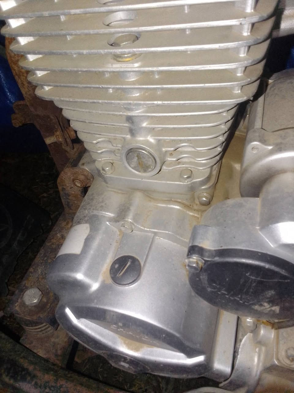 سلام عليكم مكينه مال ستوته جديده صارله اقل الشهر من مشدوده بعده تفيلس ما مفيلسهه اتصل وبخدمتك خاص مقلق ***********
