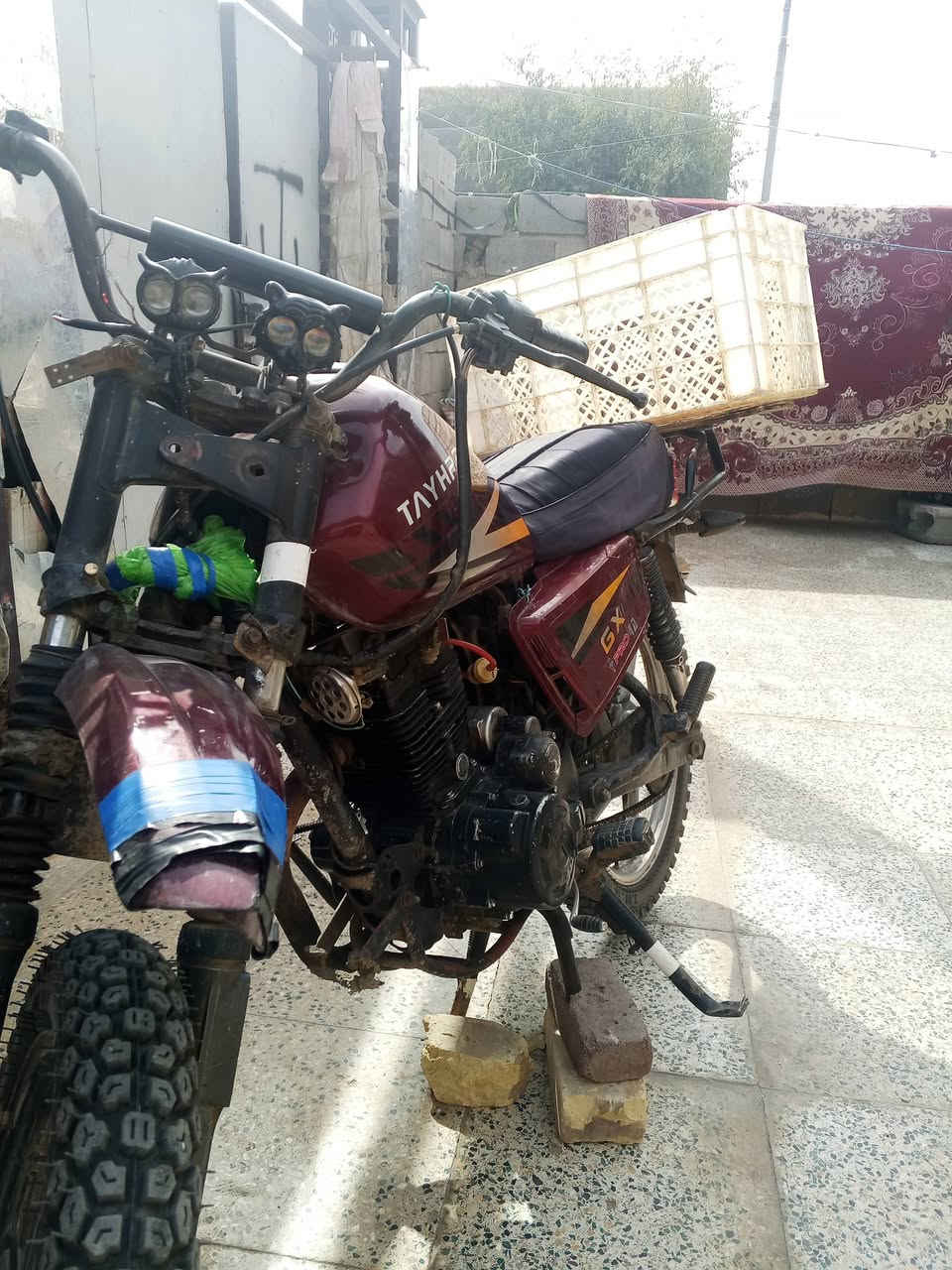 سلام عليكم  دراجه البيع  مكينه ميتين  وراق  السعر 650 وبيهه مجال ‏‪‏‪***********‬‏
