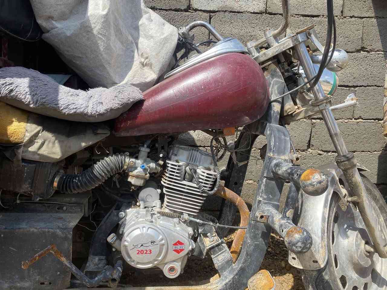 سلام عليكم ستوته امتيار وراق كامله نكره سلف بيها محرك جمره 23 سعر 750 وبيها مجال لطيبين عيدكم مبارك مكاني دوره ابو دشير ***********
