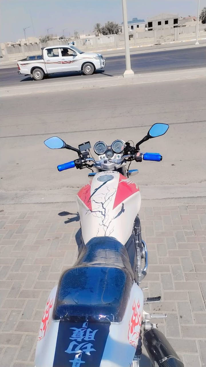 سلام عليكم البيع سيبي فور جيل أول مكينه الف مكفوله كفاله عامه اوراق كامله ماشيه بيها معامله السعر 17 ورقه وبي مجال بصيط العنوان بيجي صلاح الدين رقم الهاتف ***********
