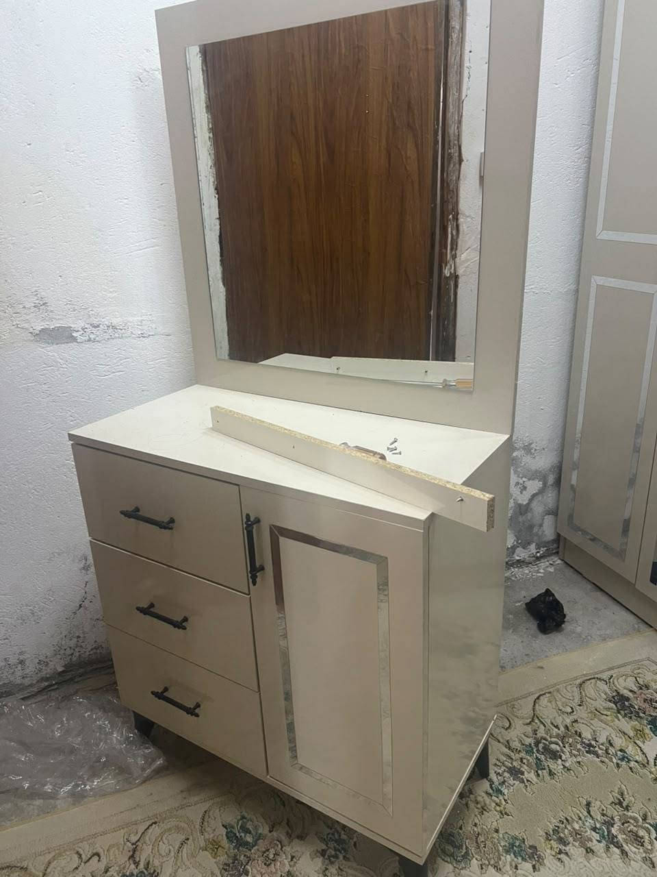 للبيع ٦٥٠ بيها مجال جديده الله شاهد عنوان نجف


**إذا كنت صاحب هذا الإعلان وتريد حذفه لأي سبب، رجاءا أرسل رسالة إلى الدعم الفني**