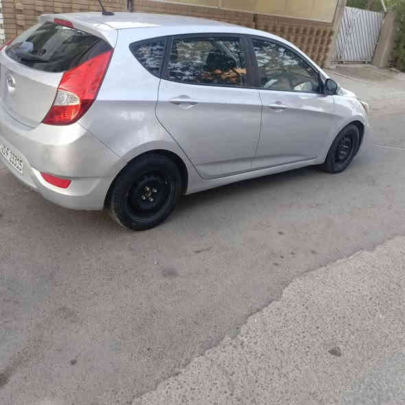 هونداي اكسنت امريكي موديل 2017 ضرر السياره موضح بالصور وداخل العراق مبدل باب جهت الصدر السعر 80 باقي التفاصيل *********** بغداد
