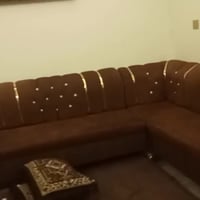 تخم • ١٠ مقاعد • نظيف جداً