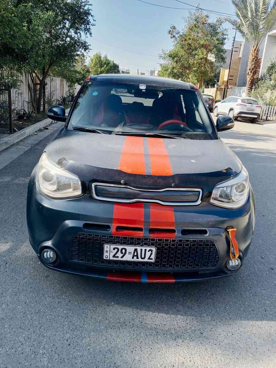 كيا صول موديل 15.
فول فول.
بصمه بنوربي.
بيها اماكن صبغ ابيع احزام.
لان هيه بنورامارقم واسط بسمي.
سعر 98.
***********
