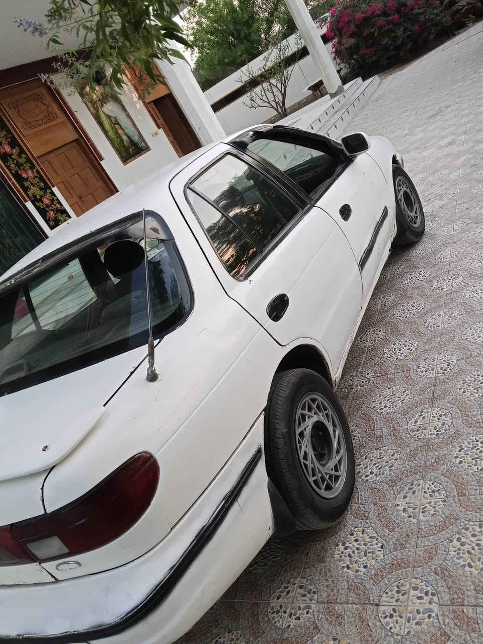 السلام عليكم كيا سيفيا مديل 1993 رقم قادسيه الماني سنويته صاقطه مكينه مسكر بيه دخانه شوي وتكطع كيره جديد  الكشر شوفت عينك شادله تخم تاير بالجيس كهربائيات شغاله اشاير كلوب دوشمه جديده كاعيات جدد باتري جديد السياره ترايه حلو كلش اسبير بيه سعره 20 قفل مكان السيارة بابل الحمزه الغربي 
رقم الاتصال *********** فقط اتصال هذا 
رقم وتساب *********** فقط وتساب هذا
