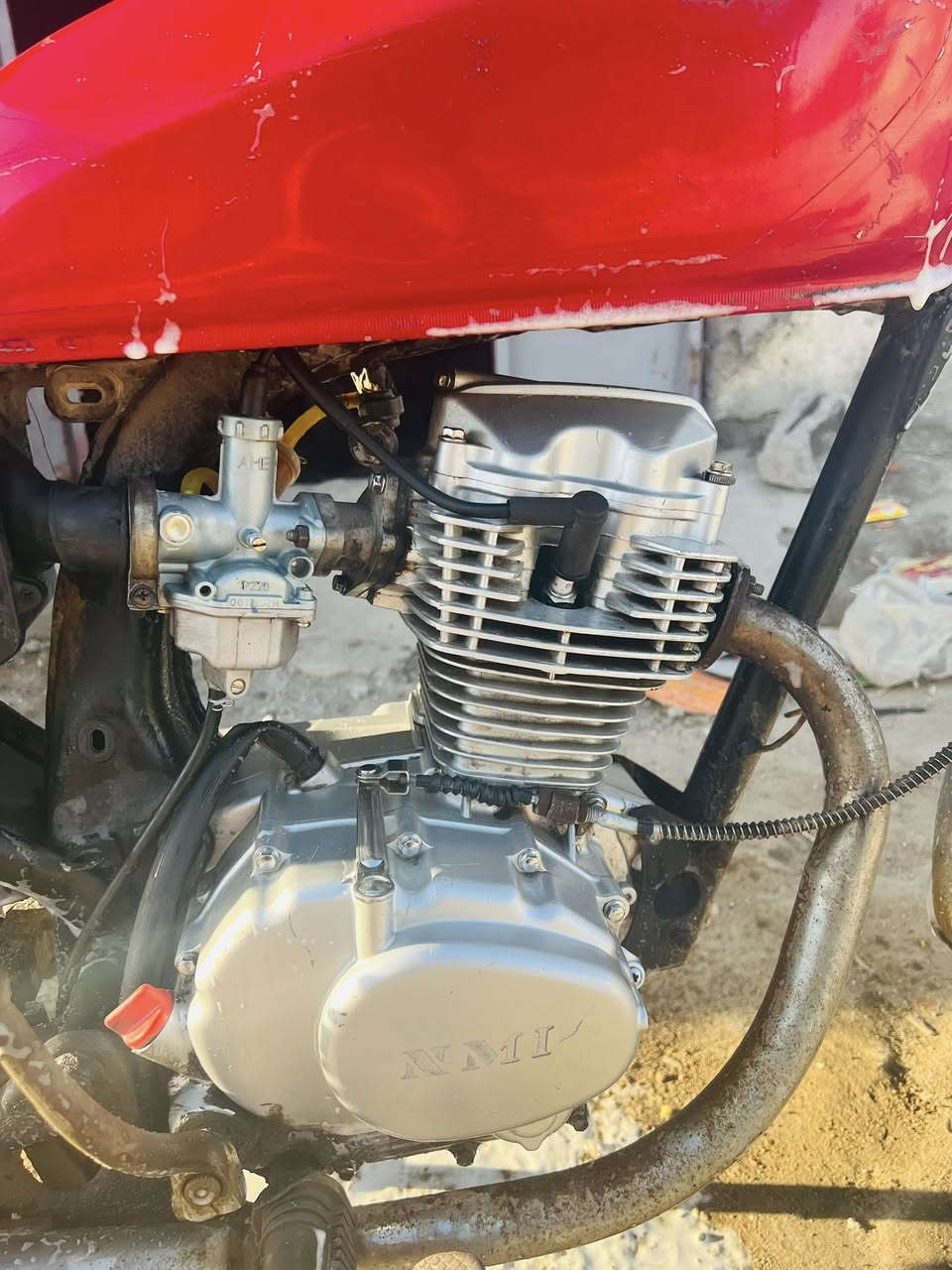 ‏سلام عليكم دراجة للبيع دراجة بيها صوت بمحرك السعر 200 ‏المكان بصره 5ميل *********** ￼￼
