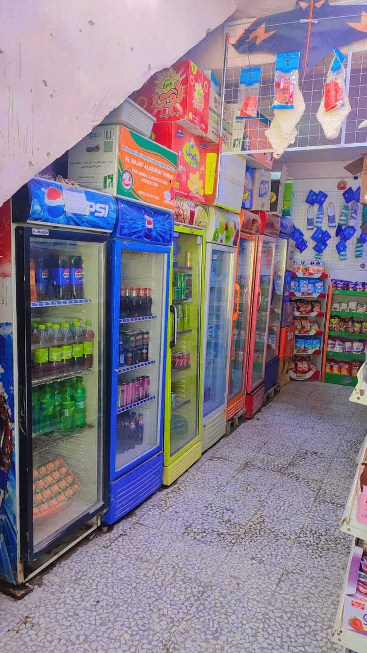 اسواق كامل للبيع مكان النجف حي الميلاد شارع مزرعه سيد علي للاستفسار الاتصال على الرقم
***********
