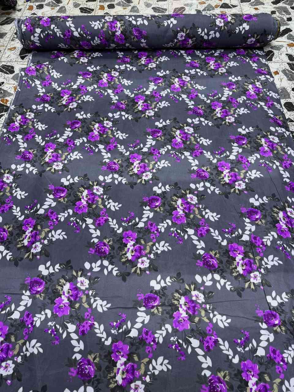 سلام عليكم ورحمة الله وبركاته 
همايون  ألوان ونقشات. شرط ترندات
عرض مترين. ورربع 
توصيل موجود كل المحافظات. عنوان حله سوك المسكف من جهه الجبل. محل سيد الاقمشه 
للحجز ***********#بابل
