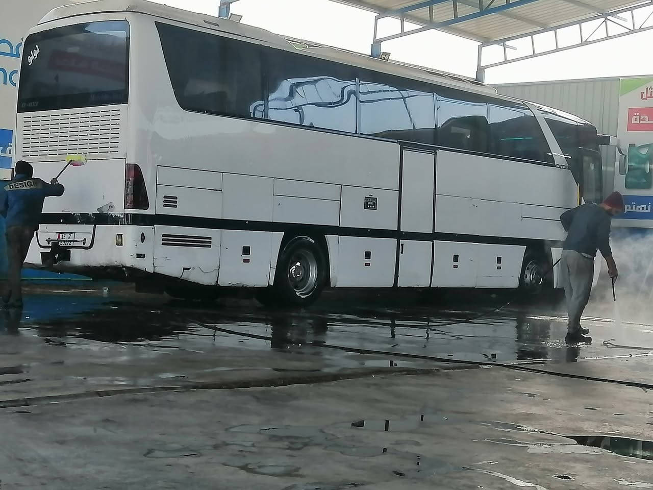 باص متواجده في النجف الاشرف للبيع بسمي 403 52نفر مرسدس ابيض ملصق وهزه ورقم انكليزي
مكينه وكير وكسل مكفولات وحديديه جديده وتخم تاير كهربيات كلها شغاله سنويه 28 وخط وبحث وجهاز تبريد جديد فوكها ***********
***********
