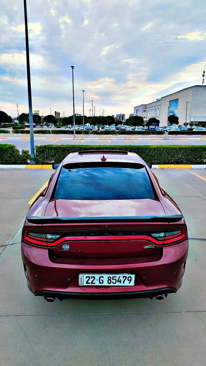 جارجر موديل 2022 لون كرزي فول مواصفات فورويل بيها جاملغ صفحه النفر أمريكي وبيها رصعه عل بوند وبيها مكانتين كارت صغار 
السعر 250$ 
وبيها مجال بصيط عنواني اربيل 
رقم تلفون *********** وبي وتس اب
