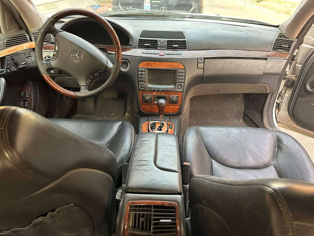 مارسدس غواصه 2001 8 سلندر فول مواصفات كلهن بيها تبريد ثلج محرك كير كفاله تخم تاير باتري جديد مكفوله من الكص وارد يابني سياره جاهزا مكانها ناصريه مركز شراي اتصل علا *********** بي وتساب شراي اتصل السعر 48  وبيها مجال عل فيس غير متواجد @
