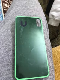 ايفون اكس • تفصيخ • مقفول ايكلود