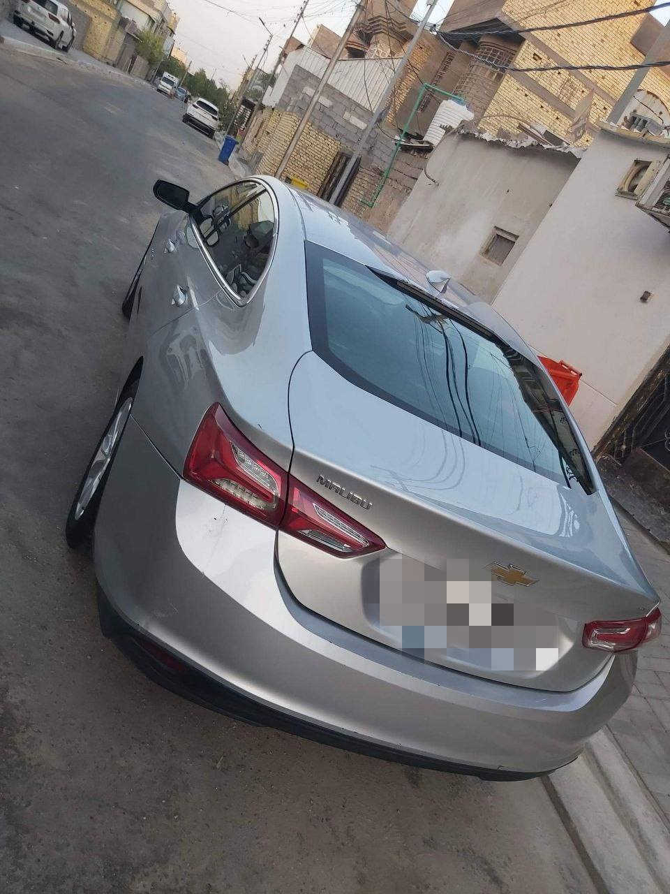 السلام عليكم
ماليبو 2022. LT 
معروفه مواصفاته فول عدا الفتحه رادار كراسي تشغيل عن بعد صدر كهرباء تدفئة بالمقاعد  سايد بريك بصمة صندوق نظام قاصة باس وورد شاشة نافيگشن تدعم ابل كار بلي تحكمات ستيرن كامله كروس سرعة كاميرا دوارة قطعتين تبريد 
بدون قطره صبغ حادث خفيف راجع بارد مثل ما موضح بالصور 
البكلايت والدعاميه الوره مال تفصيخ يعني السياره راجعه بلاد  تخم تايرات جدد السياره بصره  معوقين  
عنواني شط العرب ***********
السعر130
