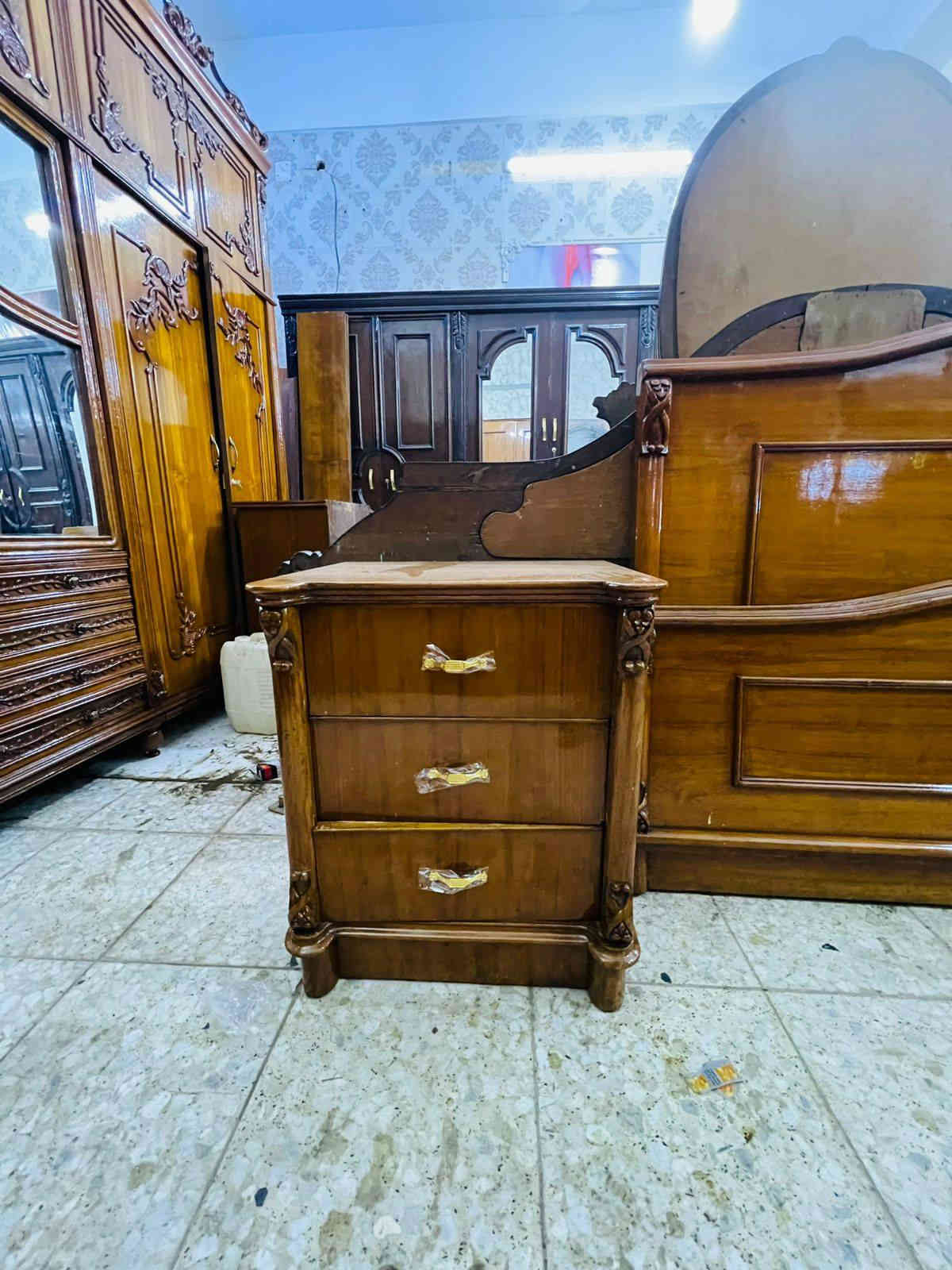 غرفه 6 باب ملحق صاج داخل وخارج ضهر جرجوبه شغل درجه اولى مستعمل موديل دنك صاج بورمي بغداد الأمين الثانية ***********
