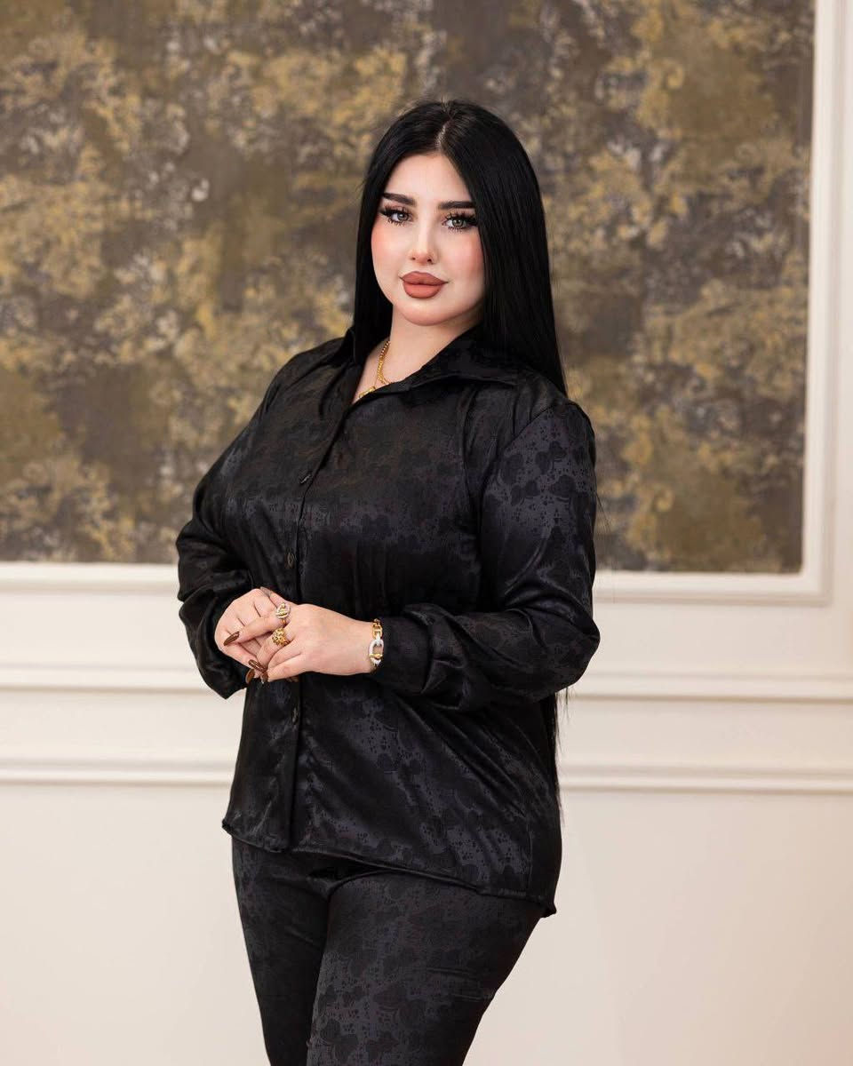 سوت نسائي 

اسود فقط 

خامة ستن فرنسي مجكر 

L.   XL.  2XL.

توصيل جميع المحافظات


**إذا كنت صاحب هذا الإعلان وتريد حذفه لأي سبب، رجاءا أرسل رسالة إلى الدعم الفني**