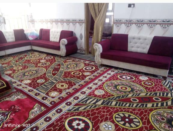 من رخصة الادمان تخم للبيع 20مقعد جديد سعر 500 وبي مجال شي بسيط مكان جؤيبه نساف ***********
