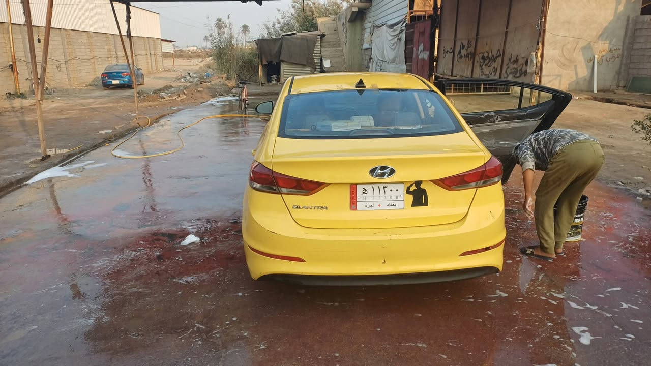 الانترا 17 حادث باب خلفي ***********
المكان حي اور السياره فول عدى فتحه
