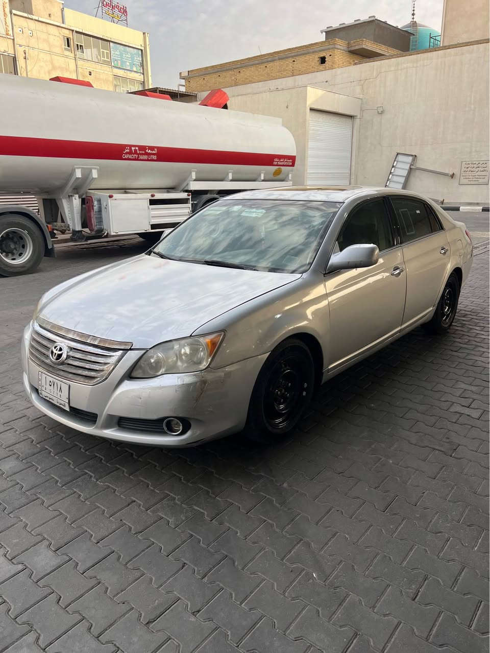 🚗 للبيع: تويوتا افلون 2008 (وارد امريكي)
الموديل:2008
الفئة:XLE
المحرك: 3600 cc
اللون: سلفر
الوارد: امريكي
مواصفاة: كشنات كهربائيه تدفئه تبريد 
5 بصمات 
فتحه
حساسات خلفيه
كامره 
تبريد قطعتين 
سياره فول اعلى فئه 

🔧 الحالة العامة:

جاهزة للاستخدام مباشرة
حدادة: 80‎%‎
⚙️ الميكانيك:
محرك + كير + تبريد: كفالة
كهربائيات: كفالة (كلشي شغال)
🛠️ الملاحظات:
 قطعتين صبغ 

سنويه انتهت قبل شهر 

رقم رباعي 

السعر: 95 وبيها مجال 
العنوان: البصره الطويسه 
رقم الهاتف:***********
واتساب اتصال 
ملاحظه غير متواجد في الفيس بوك بيع فقط دون مراوس البصرة, العراق
