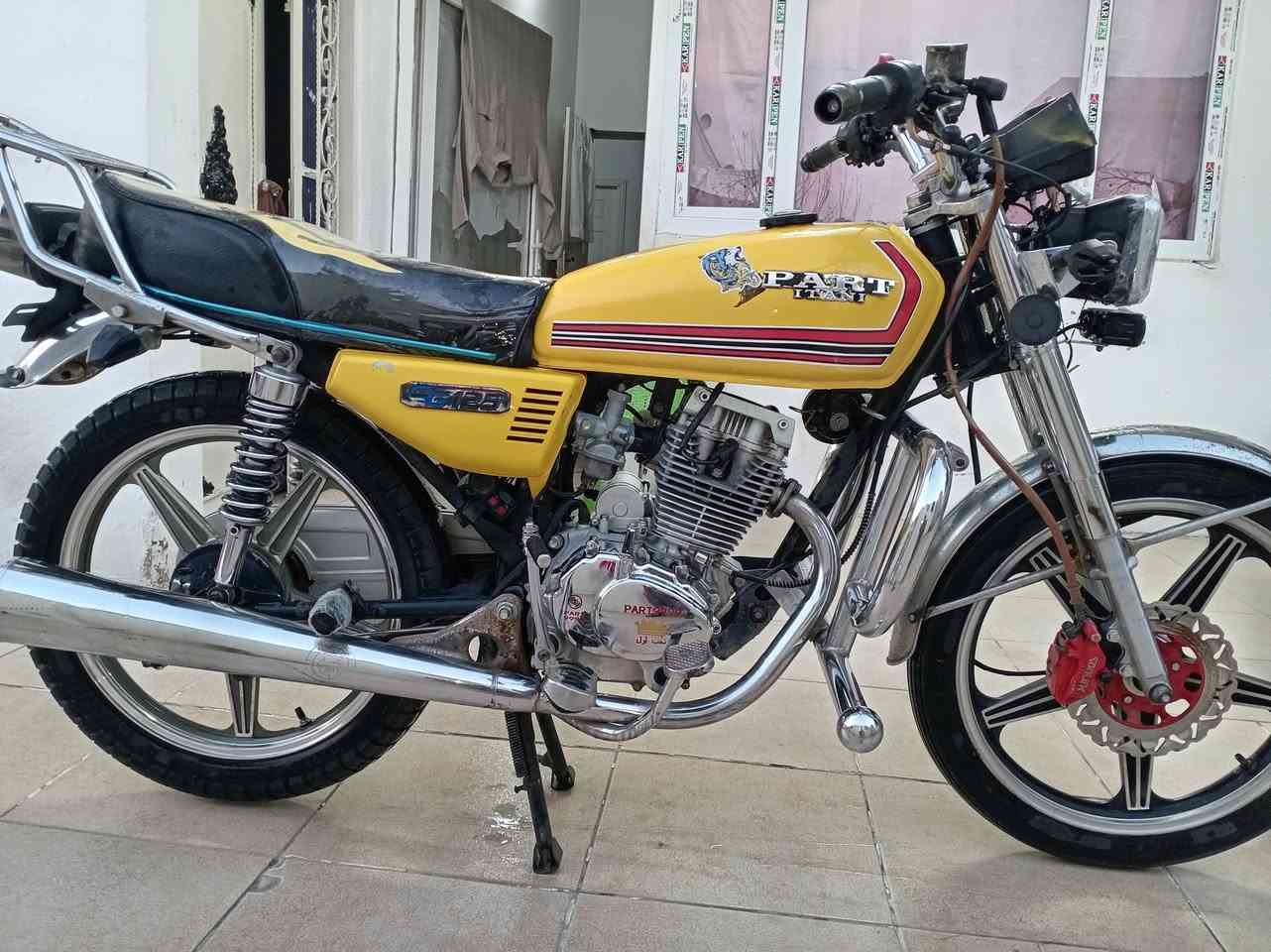 للبيع
بارت 5 گير نخب اول كهربائيات سلف كله شغال منفيس 

الاصلي موديل 2022 محرك كبس /***********

السعر 375 بي مجال بسيط
