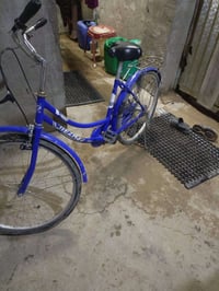 بايسكل للبيع بايسكل جديد شخط مابي العنوان بغداد الزعفرانيه رقم فقط وات...