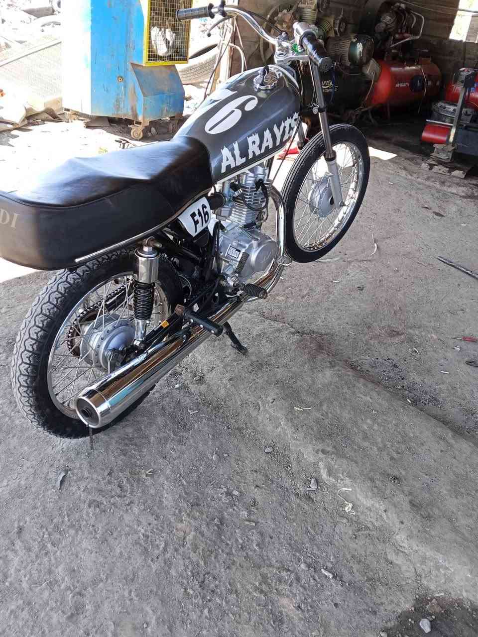 سلام عليكم دراجه يراني لبيع تعمير26 600وبيه مجال مكان ناصريه مركز ***********
