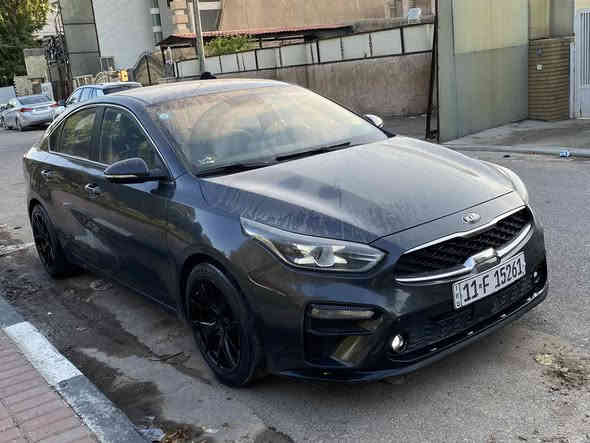 السلام عليكم 
كيا سيرراتو وارد كوري اصلي فول ١/١عده الفتحه 
رقم بغداد بأسمي مجدد سنويه وارقام 
سياره كلين جانت صارت عندي طخه بسيطه جاملغ وبنيد الخشوم مالتهن وصلحتها بدوون دواخل ولا ايرباك طخه بسيطه حته الدعاميات بدون صبغ 
السياره فول عده الفتحه بصمه وجلد كشنات تدفئه تبريد ستيرن  تدفئه مري شفط ترحيب عند الاقتراب رادارات 
محرك ١٦٠٠ دوش مفتوح معلى الكازكيت 
كير مبدل at 
السعر ١٢٤وبيها مجال 
***********
