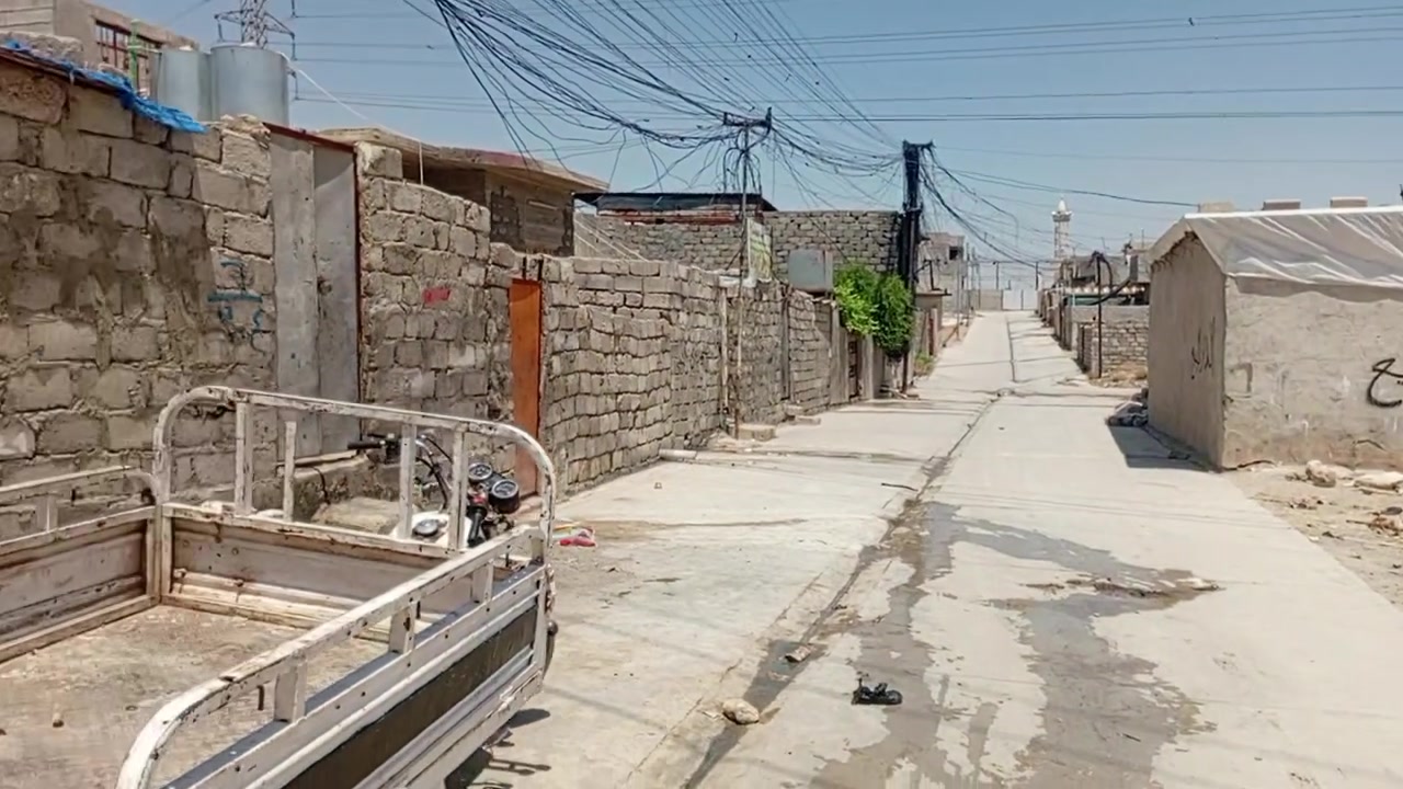في منطقة العبور مدخل اول  مساحه 120متر مثل مو وضح بل فيديو *********** توصل ع سعر ع رقم
