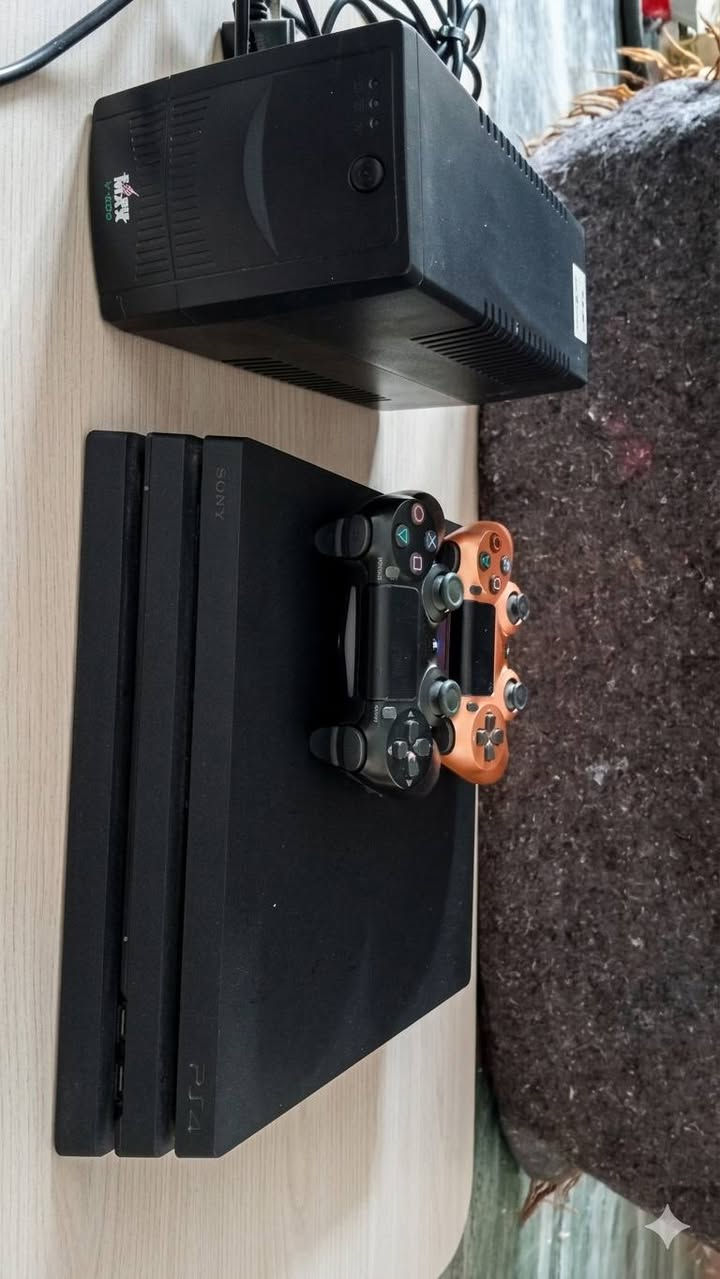 يا الله سلام عليكم شبابنه الطيبه 
عندي بلي 4 برو للبيع 

المساحه 1 تيرا
البلي ما مهكر
الملحقات 2 جويستك
يجي وياه يو بي إس هديه للطيبين لأكن يحتاجله بطاريه
الجهاز نضيف وأستخدامه كلش خفيف | السعر 375 وبيه مجال حك الجيه وتدللون هذا رقمي واتساب حتى انطيكم تفاصيل أكثر ( ***********) مكاني كربلاء حي الامامين
