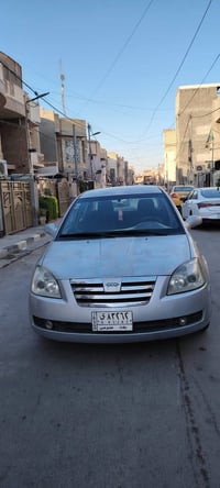 سياره شيري اي 5 موديل 13 سياره جاهزه من كل شيء نظيفه حيل السعر ٣٧ وبيه...
