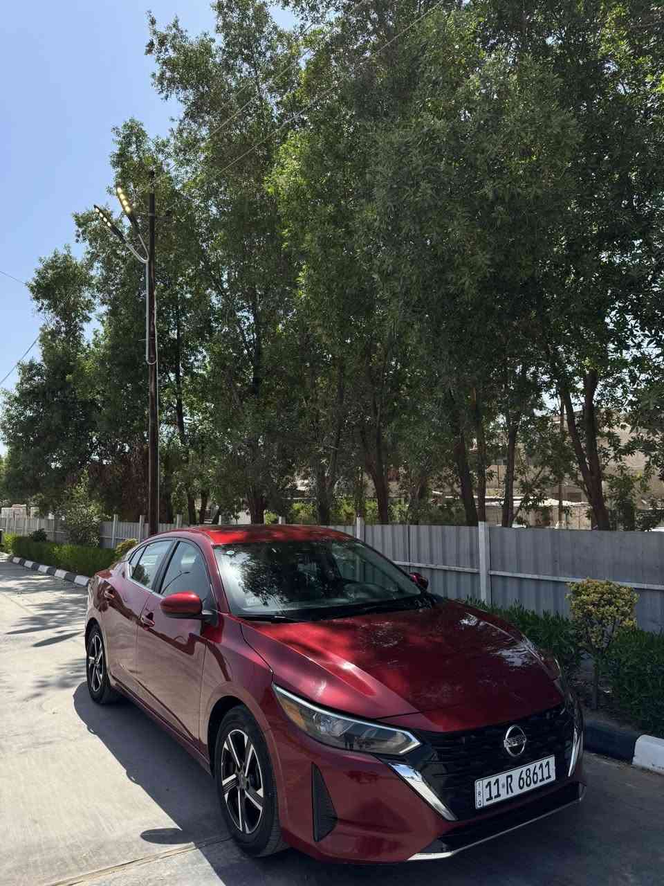 السلام عليكم
نيسان سنترا 2024 sv 
وارد امريكي حادث سطحي 
ماشيه :22 الف كيلو متر فقط 
رقم بغداد تحويل مباشر 
———————
مواصفات :
-شاشه كبيره 
-نقاط عمياء 
-تحديد مسار 
-رادار امامي 
-رادار خلفي 
-اوتو ستوب 
-حساسات خلفيه 
-بصمه 
-تشغيل عن بعد 
-كامره داوره 
-ويل كب 
-كروز سرعه 
-تحكمات 
-شاشه دجتال 
——————
ميكانيك :
كير محرك صدر تبريد كفاله 
تراي زيرو 
جاهزه للأخير 
—————
الكشر :
حادث بنيد سطحي بدون دواخل 
فقط البنيد مصبوغ 
—————
مكاني البياع حي الاعلام 
السعر :140 وبيها مجال بسيط 
رقمي : *********** 
*********** واتس فقط
