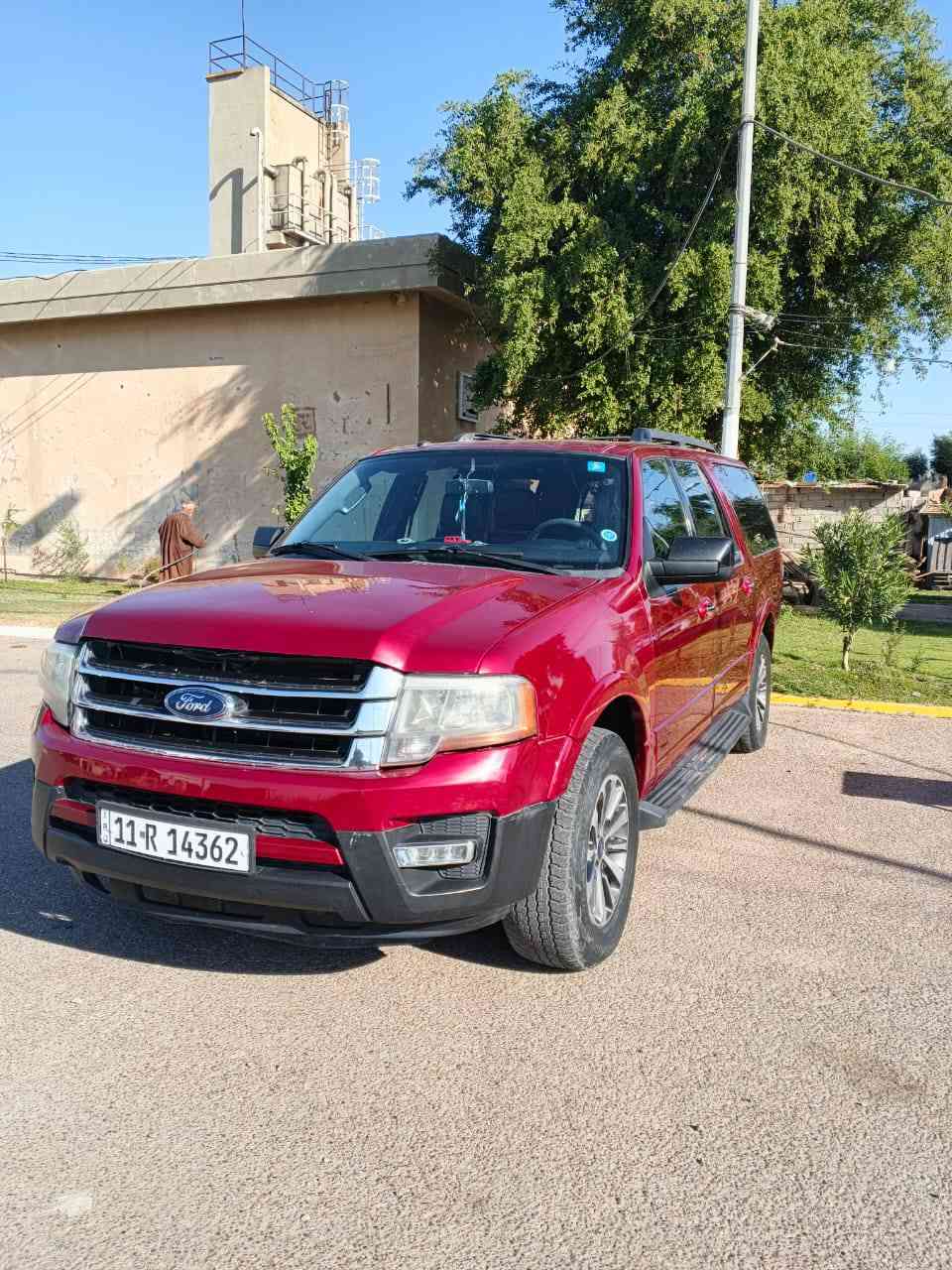 ‏Ford expedition  Lmited 2016
فورد اكسبديشن 
٧ راكب تبريد مركزى ٣ قطعه
محرك ٦ سلندر توين توربو 
حجم  محرك ٣,٥   محرك بالشرط ما مفتوح
سيارة بيه ٢ قطعة صبغ بدون دواخل بجم كبس 
******************
مواصفات
كشنات جلد
كشنات كهرباء
 كشنات  خزن 
كشنات تبريد
ستيرن تحكم كهربائيه
شاشه و كاميرا 
حساسات خلفيه
 رمز باب   
  صندوق شفط
***********************
گير محرك كهربائي بشرت مكفول 
سنوي رقم جديد تحويل بشرت *********** بعقوبة, ديالى
