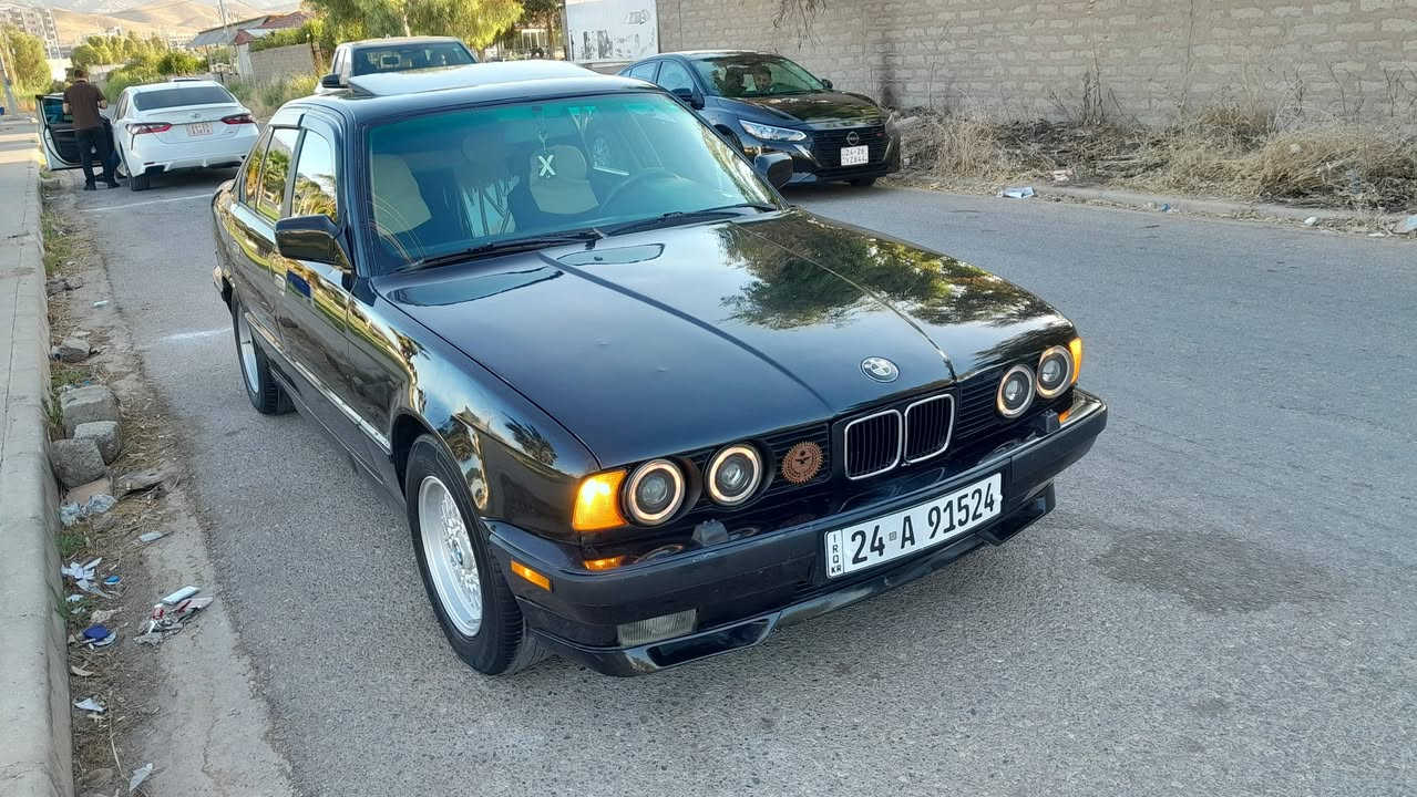 للبيع فقط 525 كير ومكينه صقر دبل فانوس بل جيس
عام بخ جماليه بل فرن بدن اي صعبه بشرط
رقم وهزه وسنويه ال 3031 كل جديد
سلايت 
جامات كهرب
ويل خليه وتاير جديد
السياره خير من الله 
وترايك وين مايعجبك
اخوان النظافة كدام العين 
السعر 59 ومجال جدا بسيط 
مكان السياره زاخو 
رقم *********** اسيا
رقم *********** واتساب
