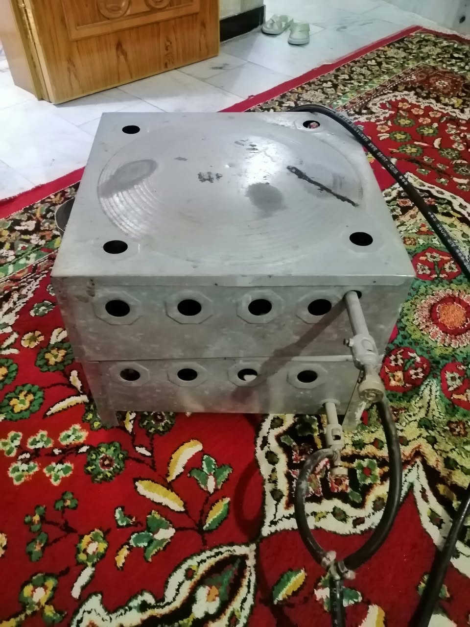 تنور غازي للبيع سعر 25 الف انبوب بدون منظم الاتصال على الرقم ***********
