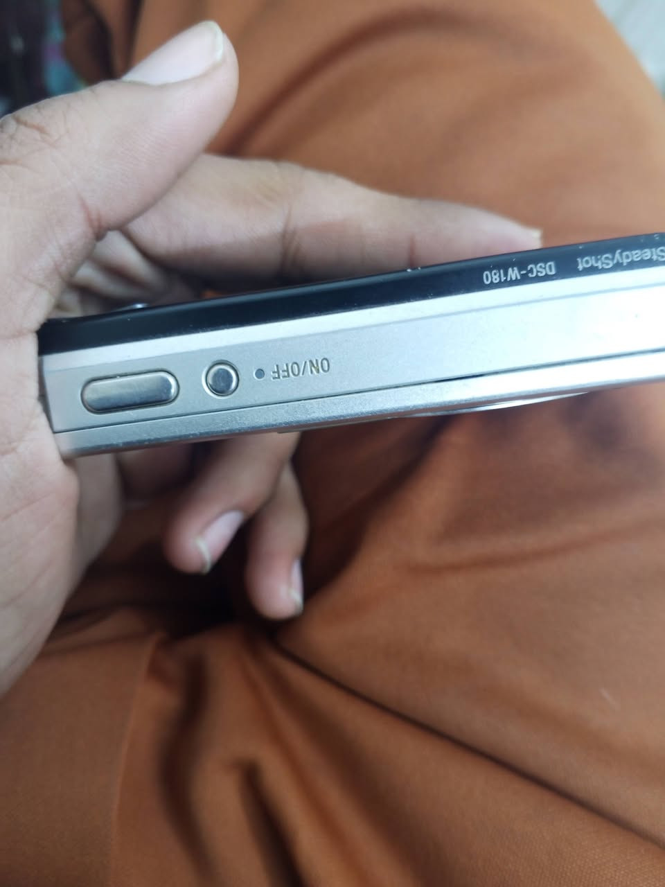 كامره شغاله بس ينرادله شاحنه جوكر تشحن البطاريه لبيعه بدون الرام مالته سعره 25الف قفل مكاني بغداد


**إذا كنت صاحب هذا الإعلان وتريد حذفه لأي سبب، رجاءا أرسل رسالة إلى الدعم الفني**